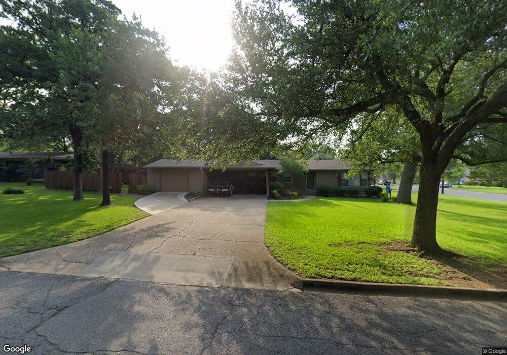 920 S Fairbanks Ave, Denison, TX 75020 - photo 1