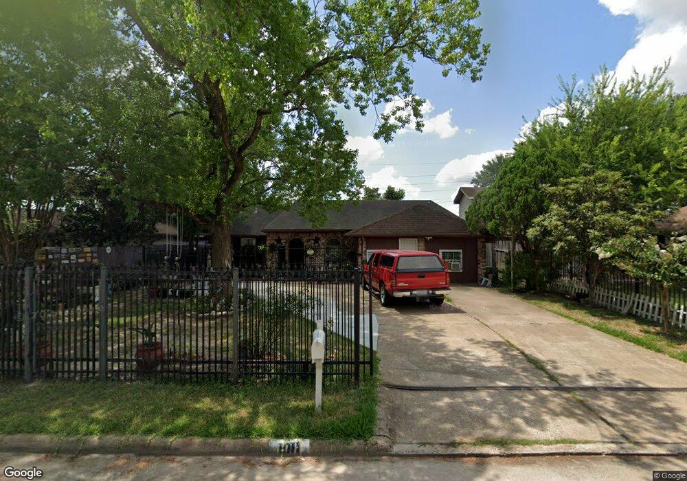 1011 Crestbrook Dr, Houston, TX 77038 - photo 1