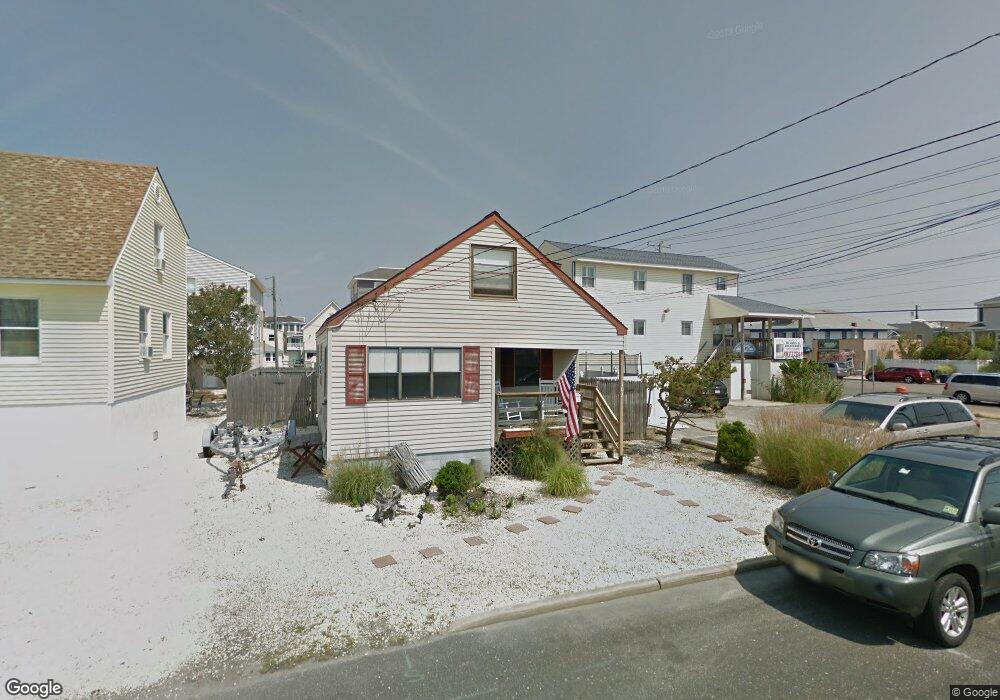 101 W 27th St, Ship Bottom, NJ 08008 - photo 1