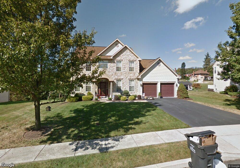 37 Sagebrook Dr, Reading, PA 19606 - photo 1