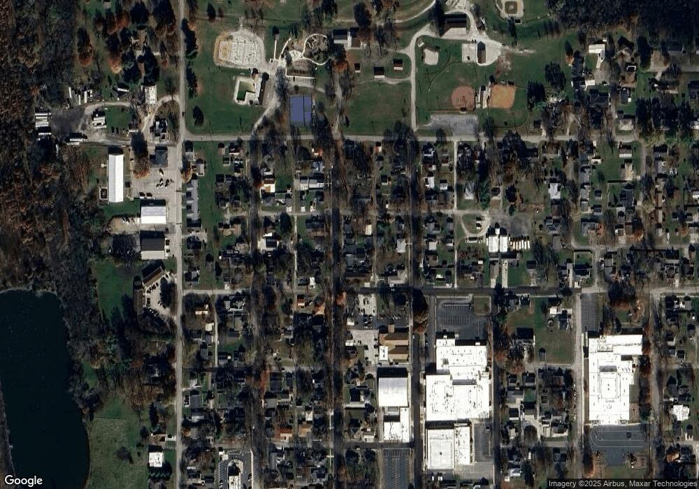 1216 4th St, Covington, IN 47932 - photo 1