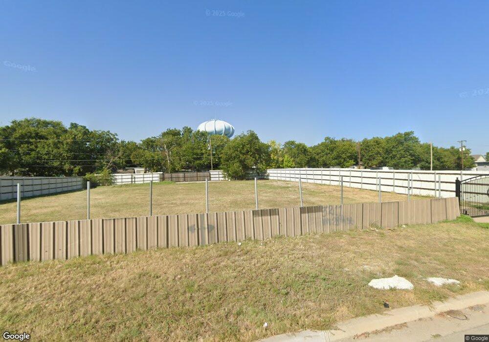 3210 NW 27th St, Fort Worth, TX 76106 - photo 1