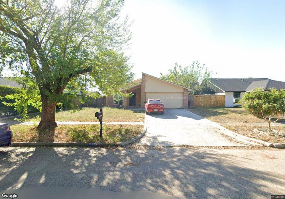 8515 Twisting Vine Ln, Houston, TX 77040 - photo 1