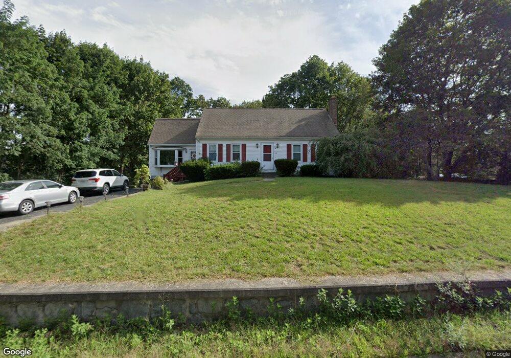 606 Union St, Franklin, MA 02038 - photo 1