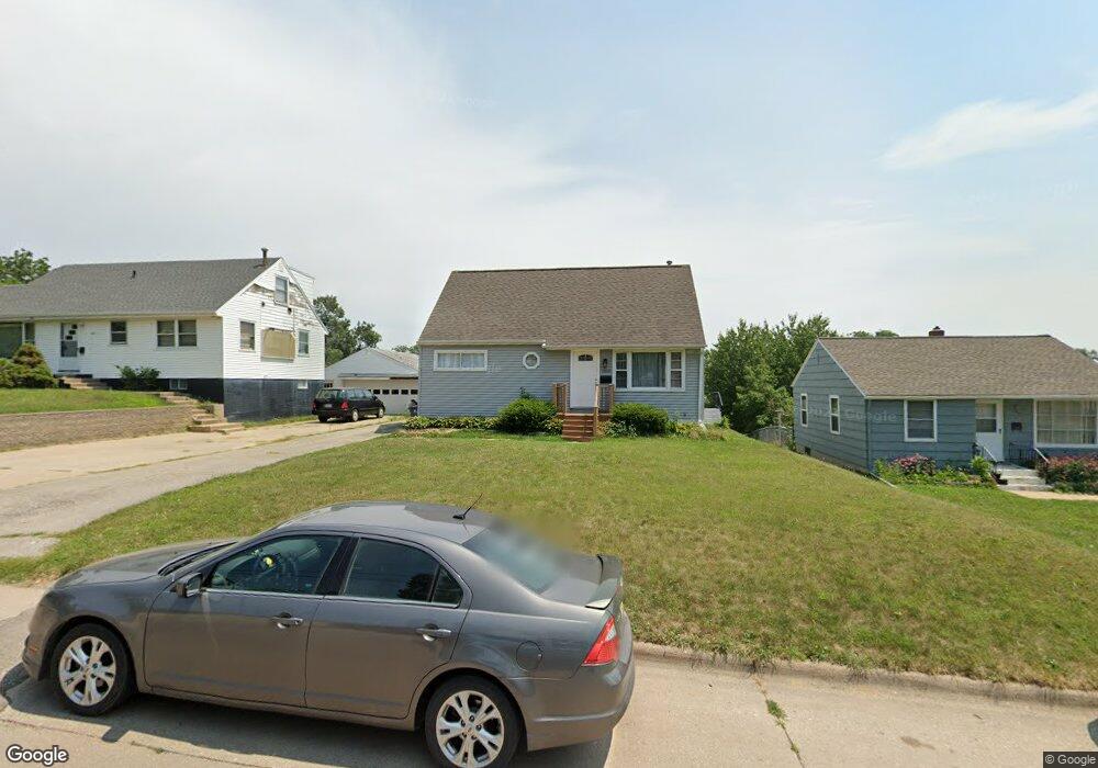 1619 11th St NW, Cedar Rapids, IA 52405 - photo 1