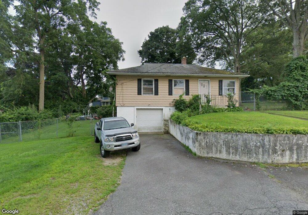 25 Gladys St, Danielson, CT 06239 - photo 1