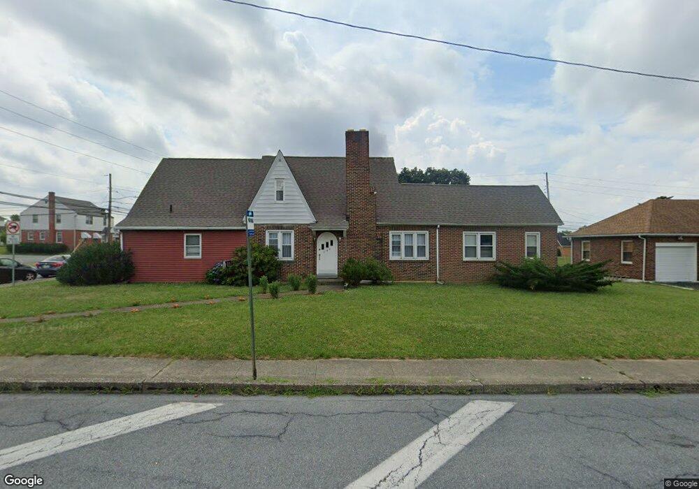 604 Grape St, Whitehall, PA 18052 - photo 1