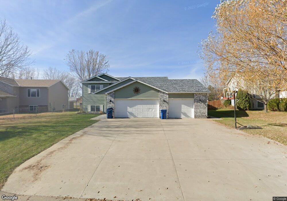 1864 Eastern Star Loop, Sauk Rapids, MN 56379 - photo 1