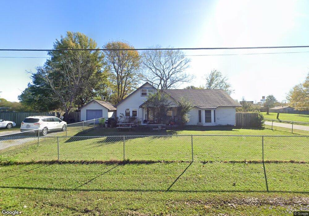 421 W Huron St, Stuttgart, AR 72160 - photo 1