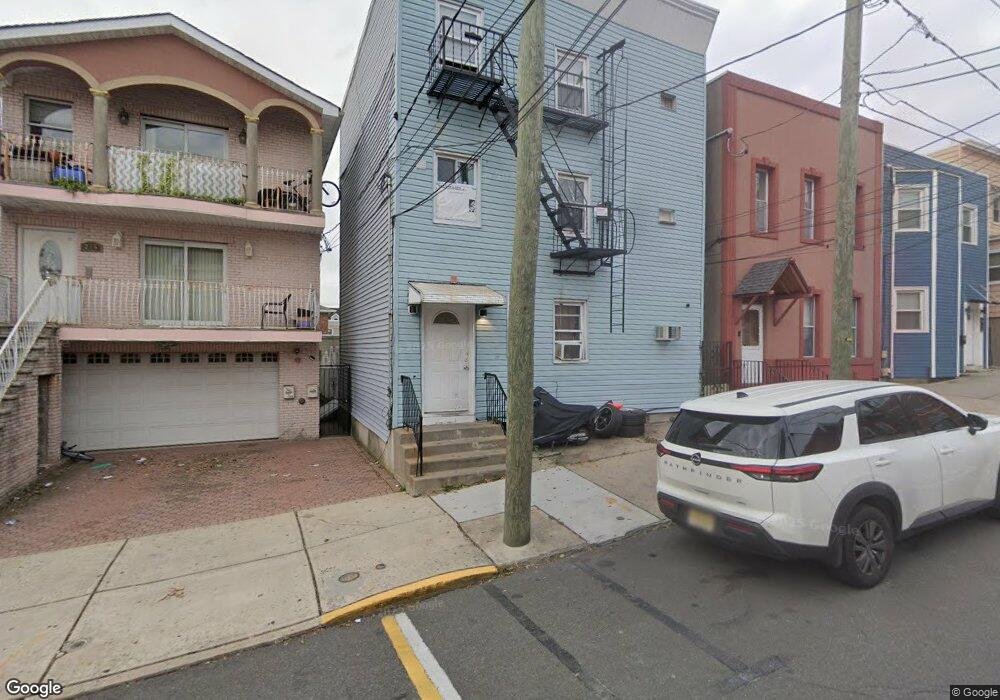 237 68th St, Guttenberg, NJ 07093 - photo 1