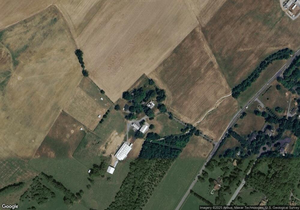 10702 Mapleville Rd, Hagerstown, MD 21742 - photo 1