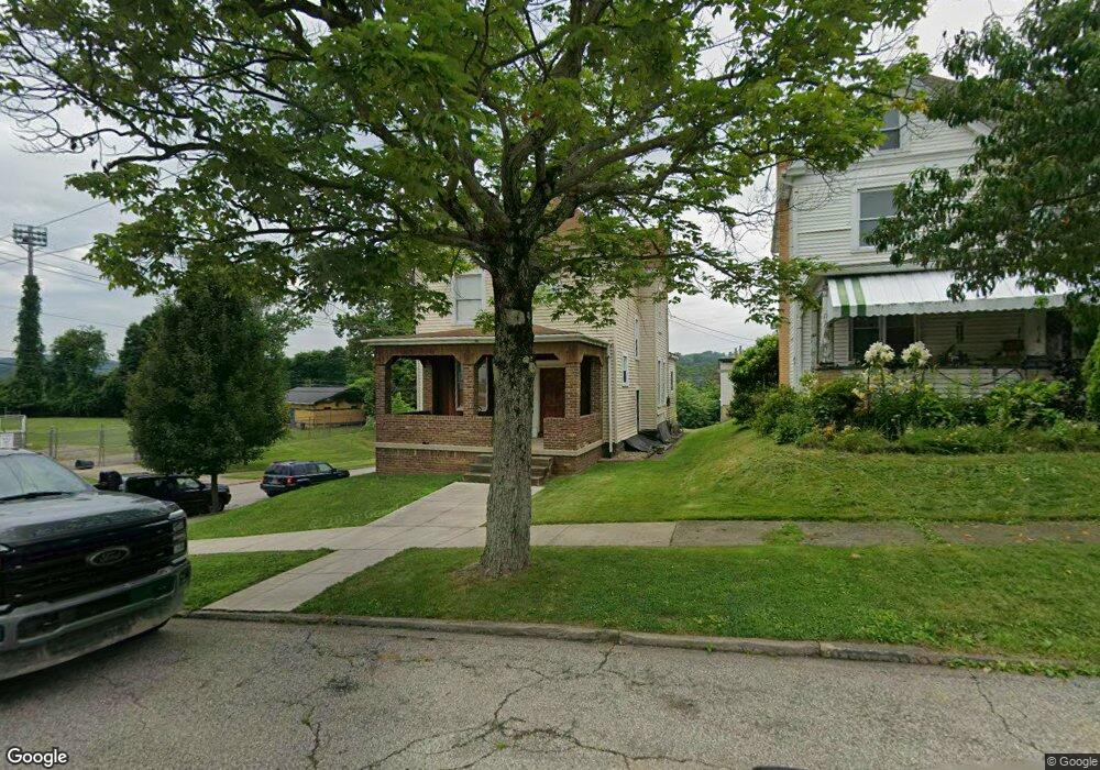 120 W Adams Ave, Vandergrift, PA 15690 - photo 1