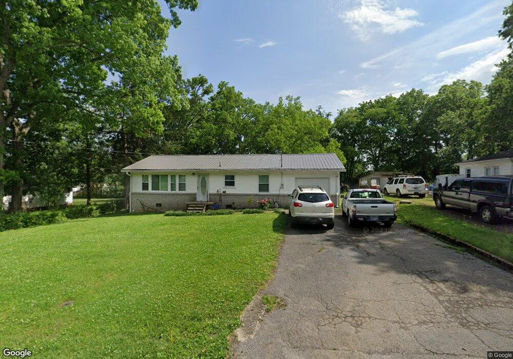 316 Kingwood Ave, Shelbyville, TN 37160 - photo 1