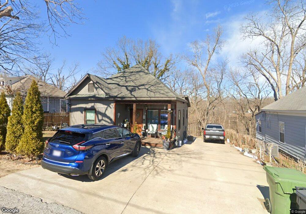 611 Electric St, Rogers, AR 72756 - photo 1