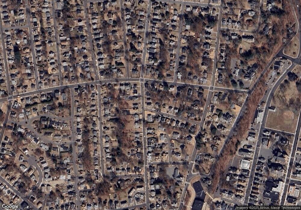 71 Walnut St, Naugatuck, CT 06770 - photo 1