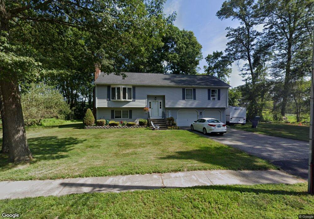 47 W View Dr, Enfield, CT 06082 - photo 1