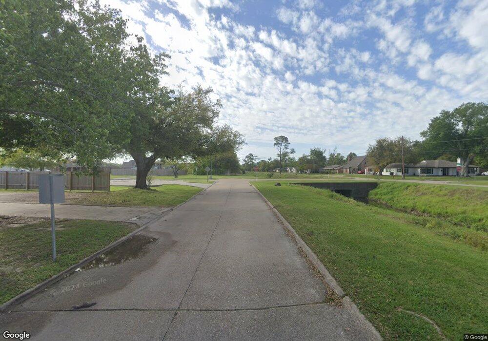 244 E Parkway St, Lake Charles, LA 70605 - photo 1