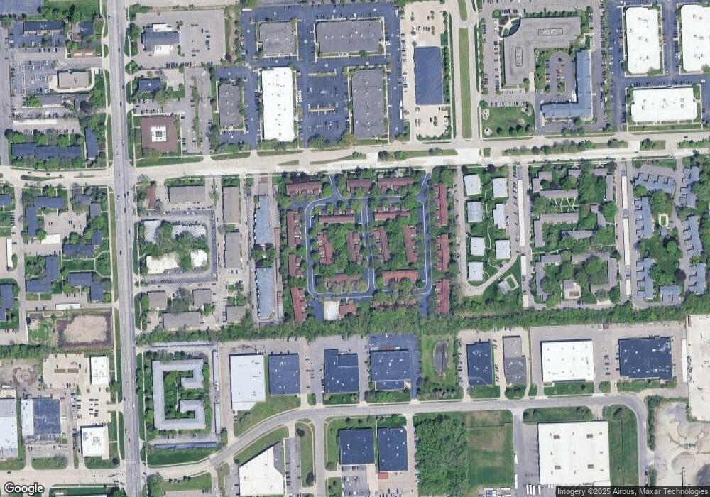 1183 Kirts Blvd unit 40, Troy, MI 48084 - photo 1