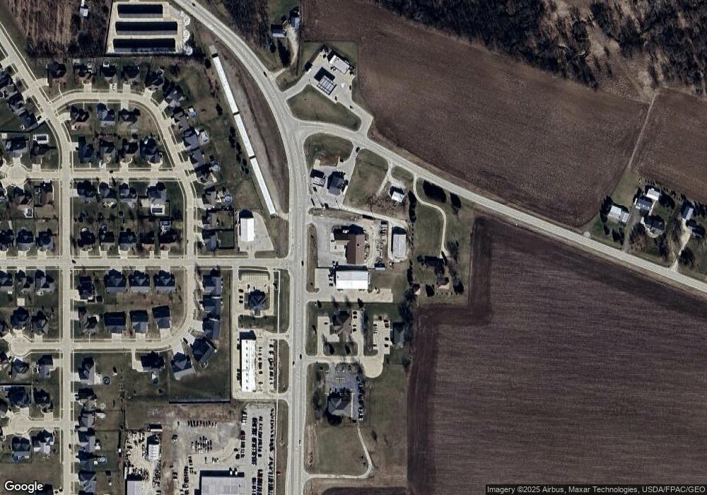 4204 Lewis Access Rd, Center Point, IA 52213 - photo 1