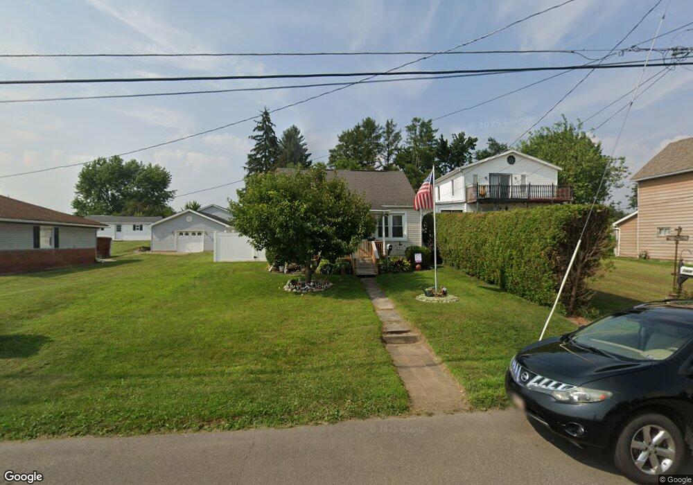 1421 1st Ave, Berwick, PA 18603 - photo 1