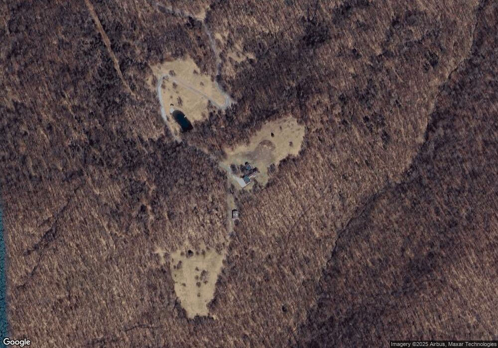 887 Nichols Hill Rd, Dorset, VT 05251 - photo 1