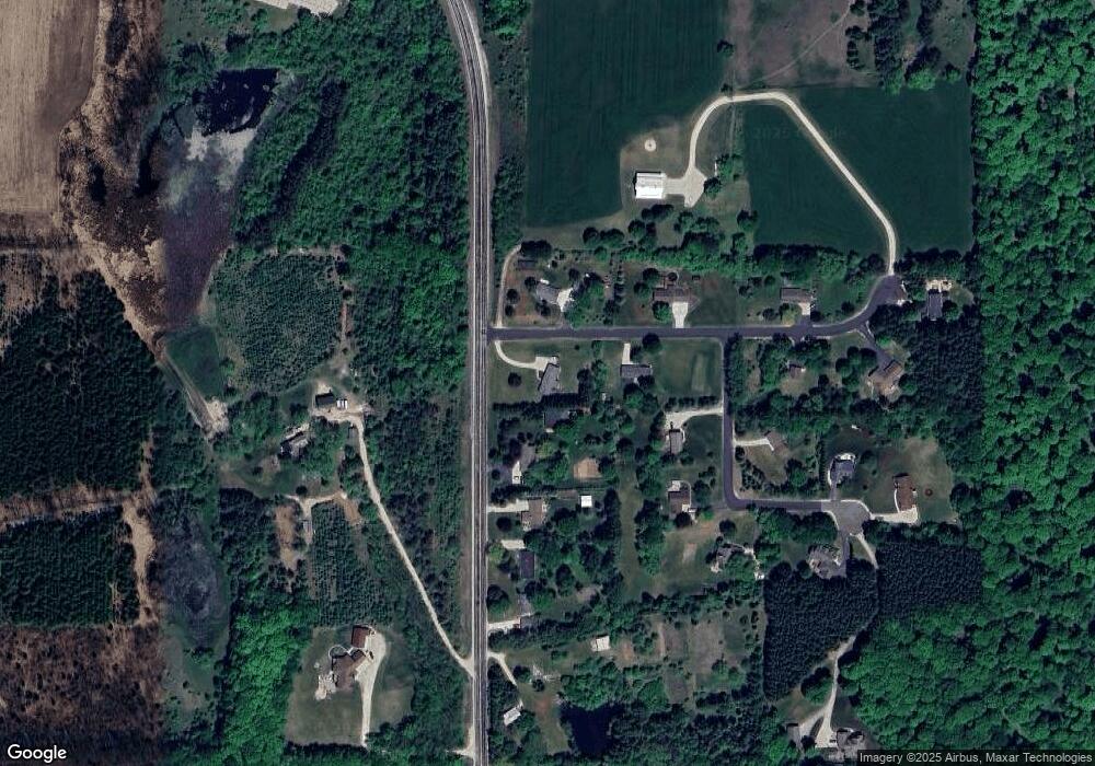 4089 Edelweiss Ln, West Bend, WI 53090 - photo 1