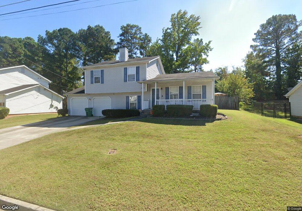 2092 Lown Farm Ln unit 3, Lithonia, GA 30058 - photo 1