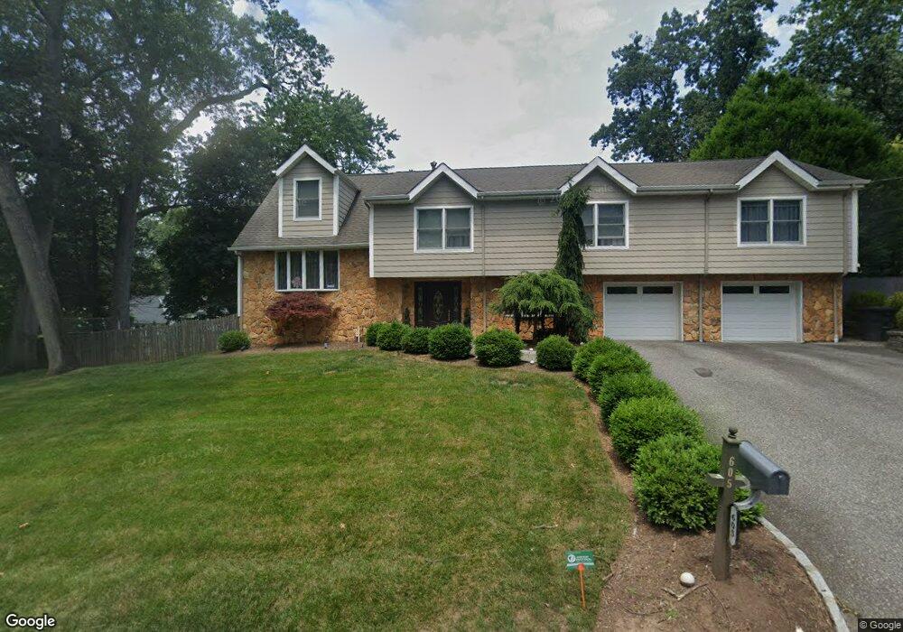 605 Gladys Ct, Northvale, NJ 07647 - photo 1