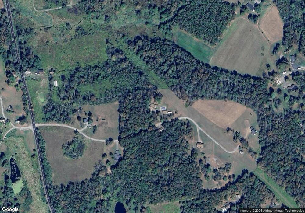 55 Dusty Rd, Honesdale, PA 18431 - photo 1