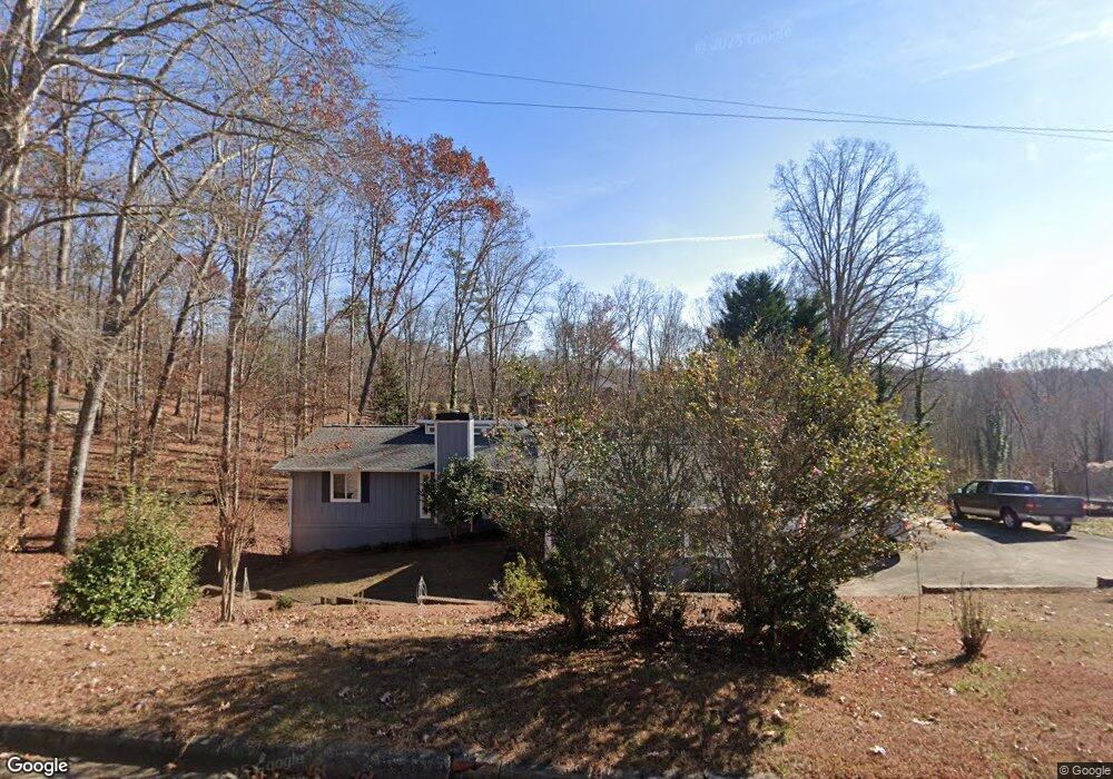 569 Honeysuckle Rd, Gainesville, GA 30501 - photo 1
