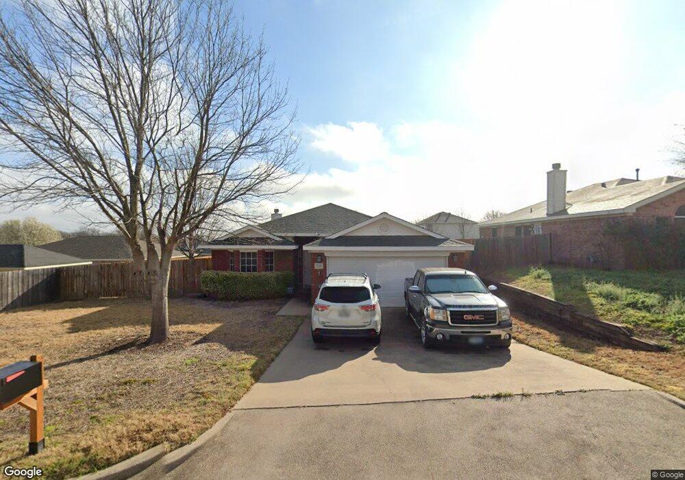 330 Pecos Dr, Weatherford, TX 76086 - photo 1