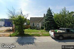 110 4th Ave, Moline, IL 61265