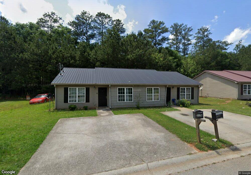 317 Avalon Dr, Carrollton, GA 30117 - photo 1