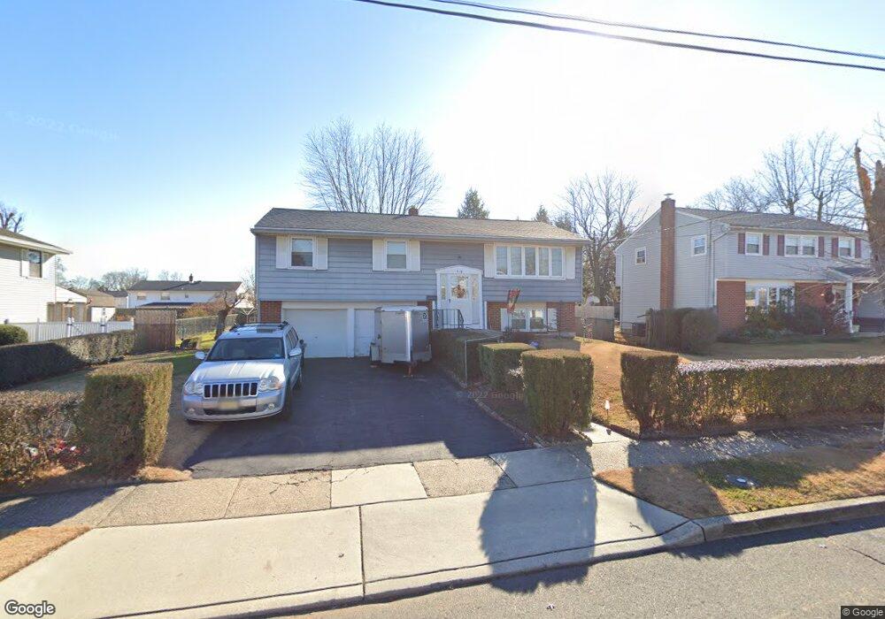 318 Harrison Ave, Beverly, NJ 08010 - photo 1