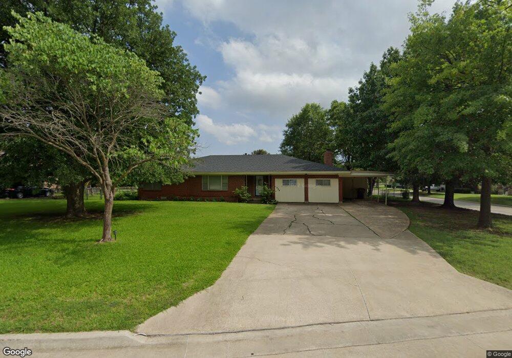 530 15th Ave NW, Ardmore, OK 73401 - photo 1