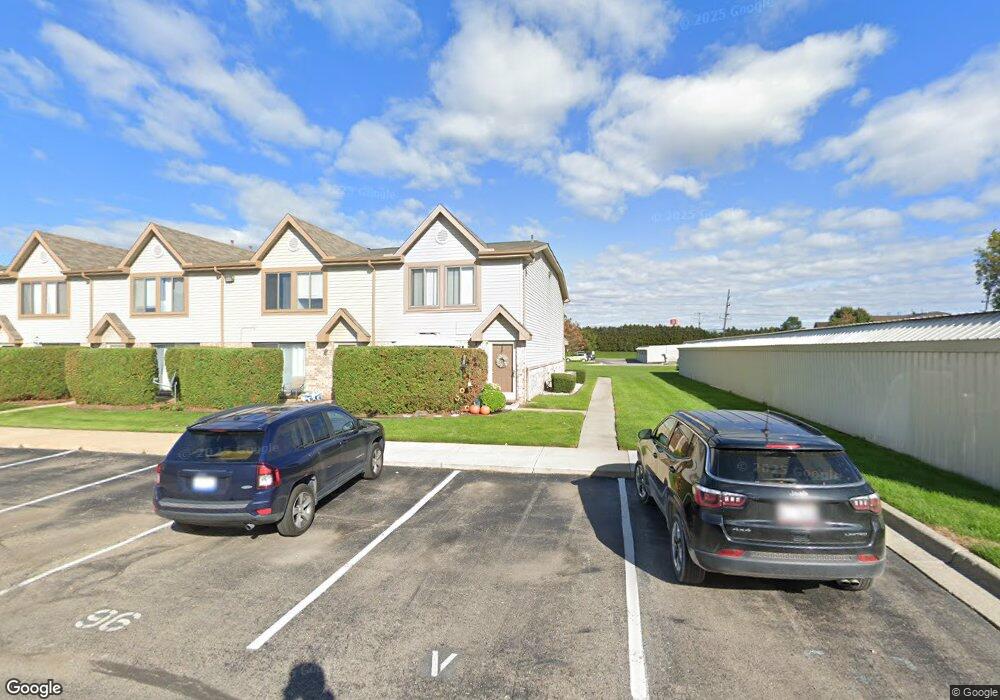 50449 Bay Run N unit 53, Chesterfield, MI 48047 - photo 1