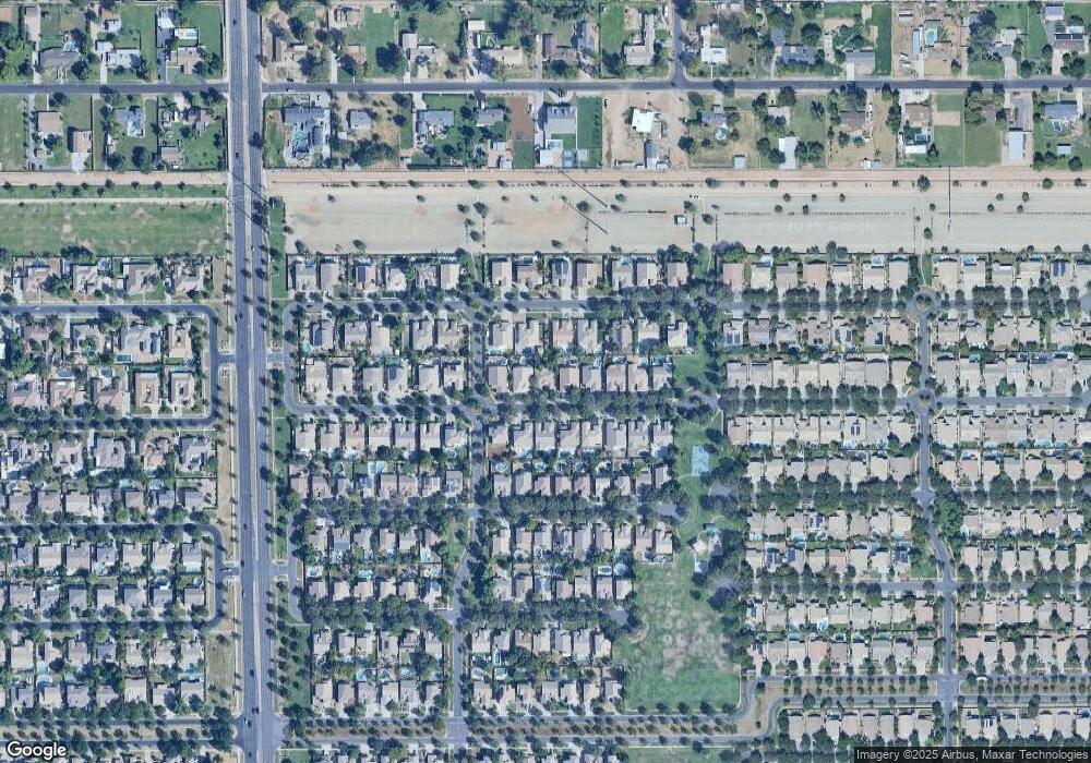 3334 E Page Ave, Gilbert, AZ 85234 - photo 1