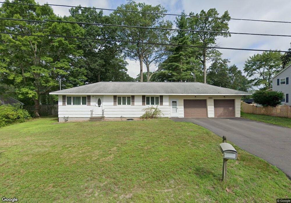 13 Hemlock St, Hudson, NH 03051 - photo 1