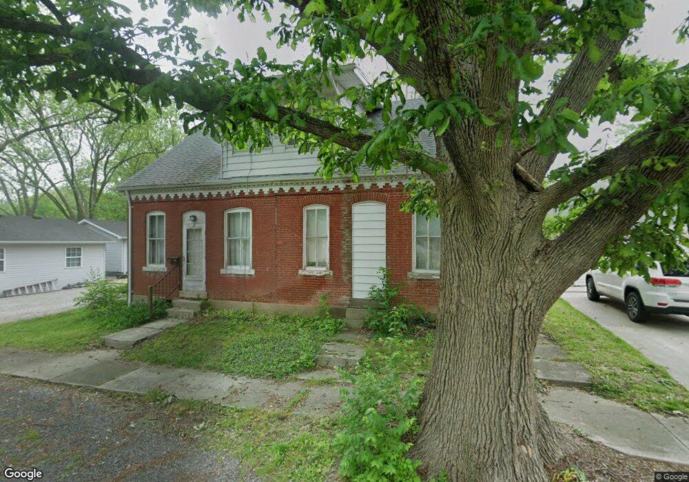 7 S Cherry St, Freeburg, IL 62243 - photo 1