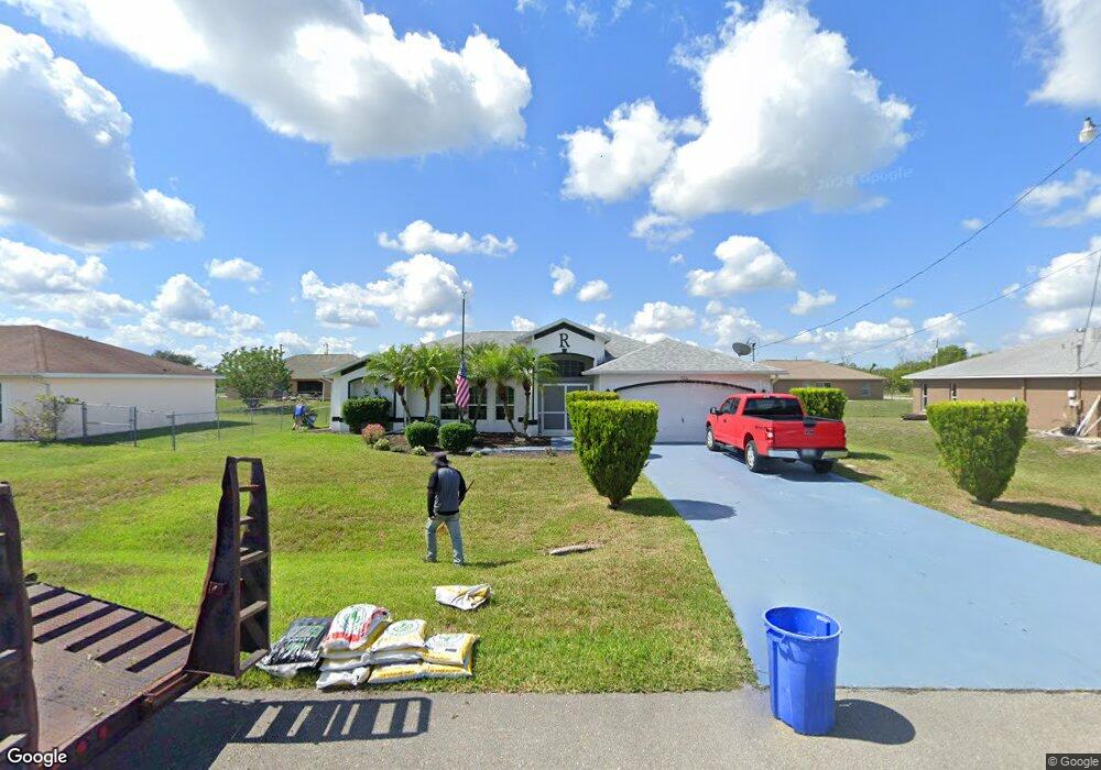 206 Manatee St, Fort Myers, FL 33913 - photo 1