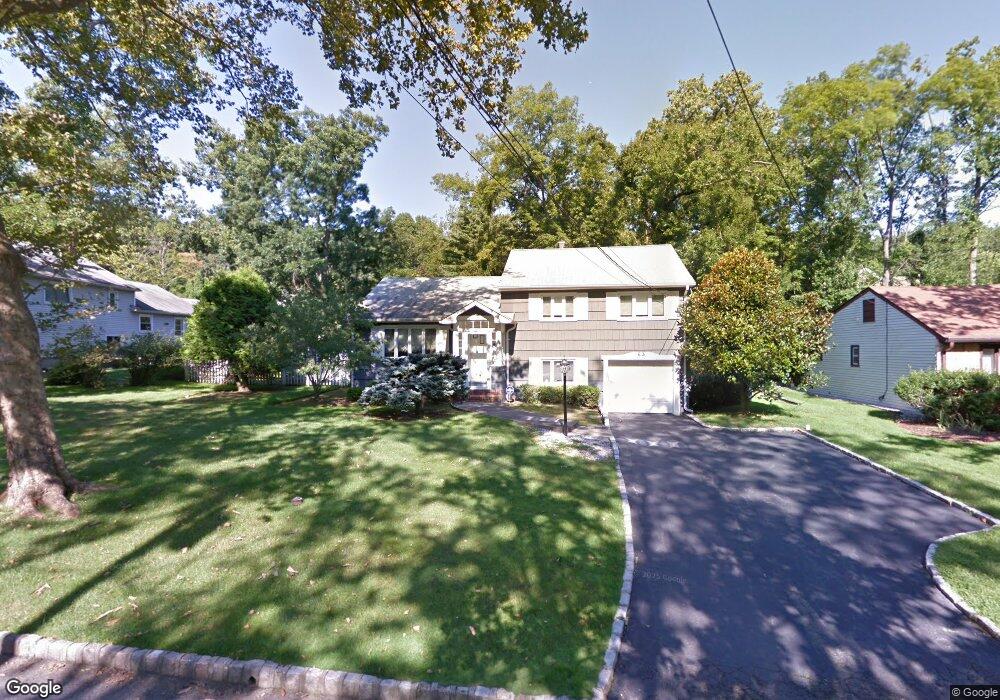 14 White Oak Dr, Livingston, NJ 07039 - photo 1