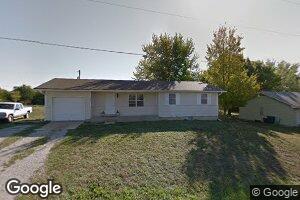 1013 Monroe St, Lyndon, KS 66451