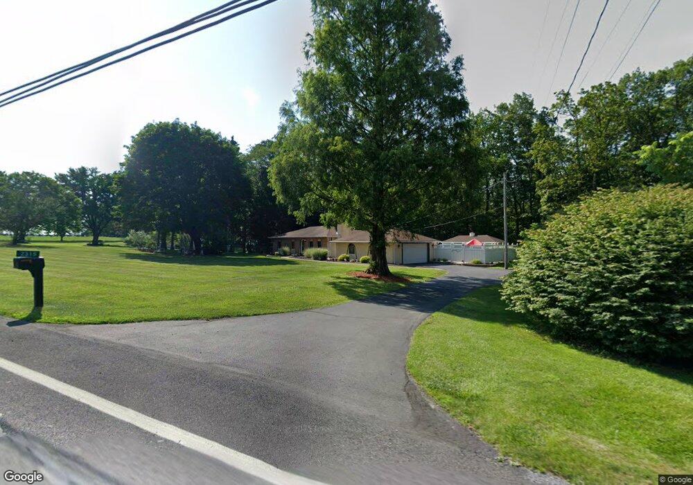 2315 Community Dr, Bath, PA 18014 - photo 1