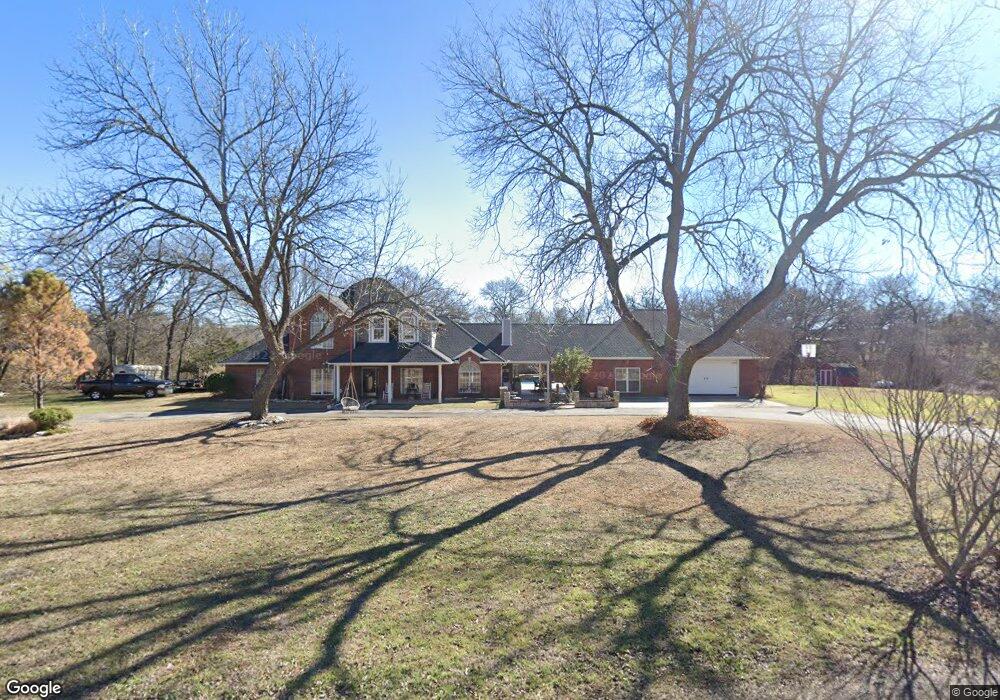 107 Pecan Ct, Springtown, TX 76082 - photo 1