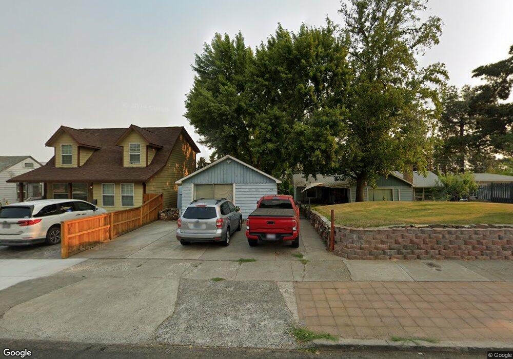 309 W 14th St, the Dalles, OR 97058 - photo 1