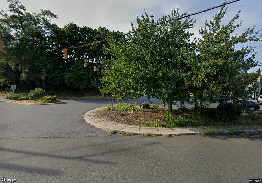 42 Kings Hwy E, Fairfield, CT 06825 - photo 1