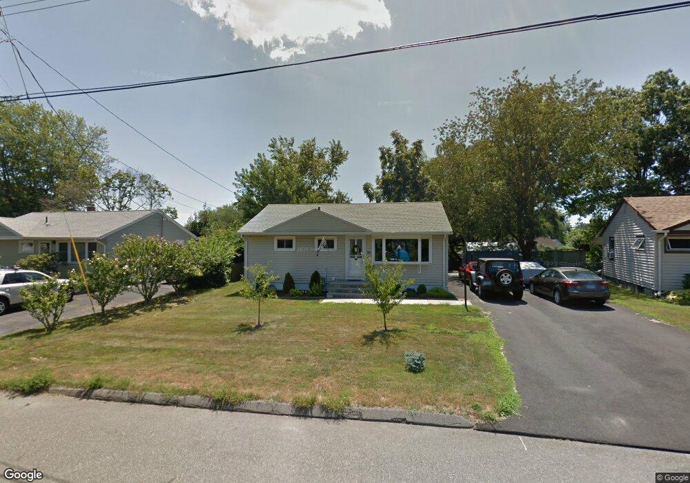 70 Easy Rudder Ln, West Haven, CT 06516 - photo 1