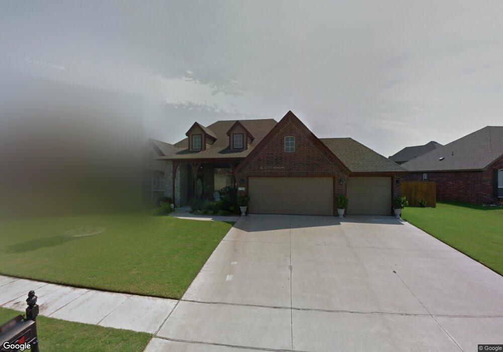 1705 W Charleston St, Broken Arrow, OK 74011 - photo 1