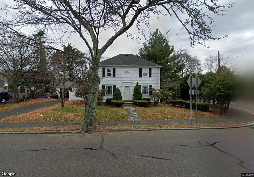 105 Tedesco St, Marblehead, MA 01945 - photo 1