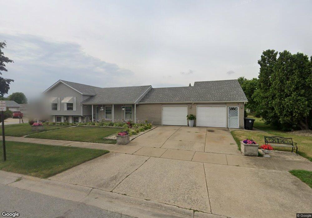 2545 Cardinal Dr, East Chicago, IN 46312 - photo 1